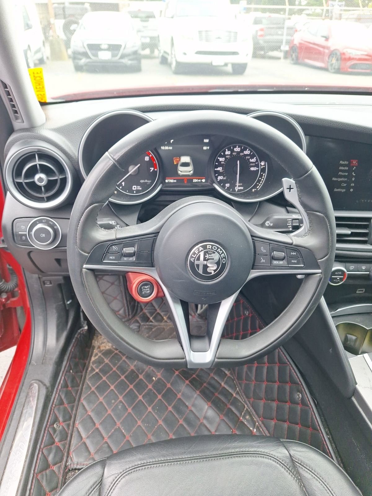 Used 2018 Alfa Romeo Giulia image 13