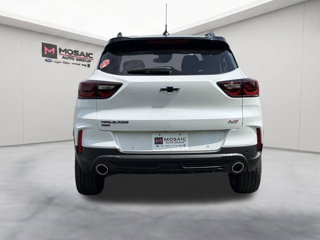 New 2026 Chevrolet TrailBlazer RS w/ Convenience Package AWD/4WD image 7