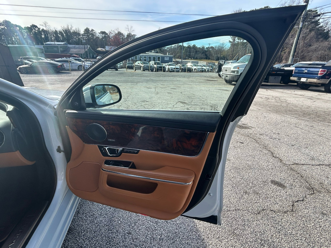 Used 2017 Jaguar XJ L Portfolio image 22