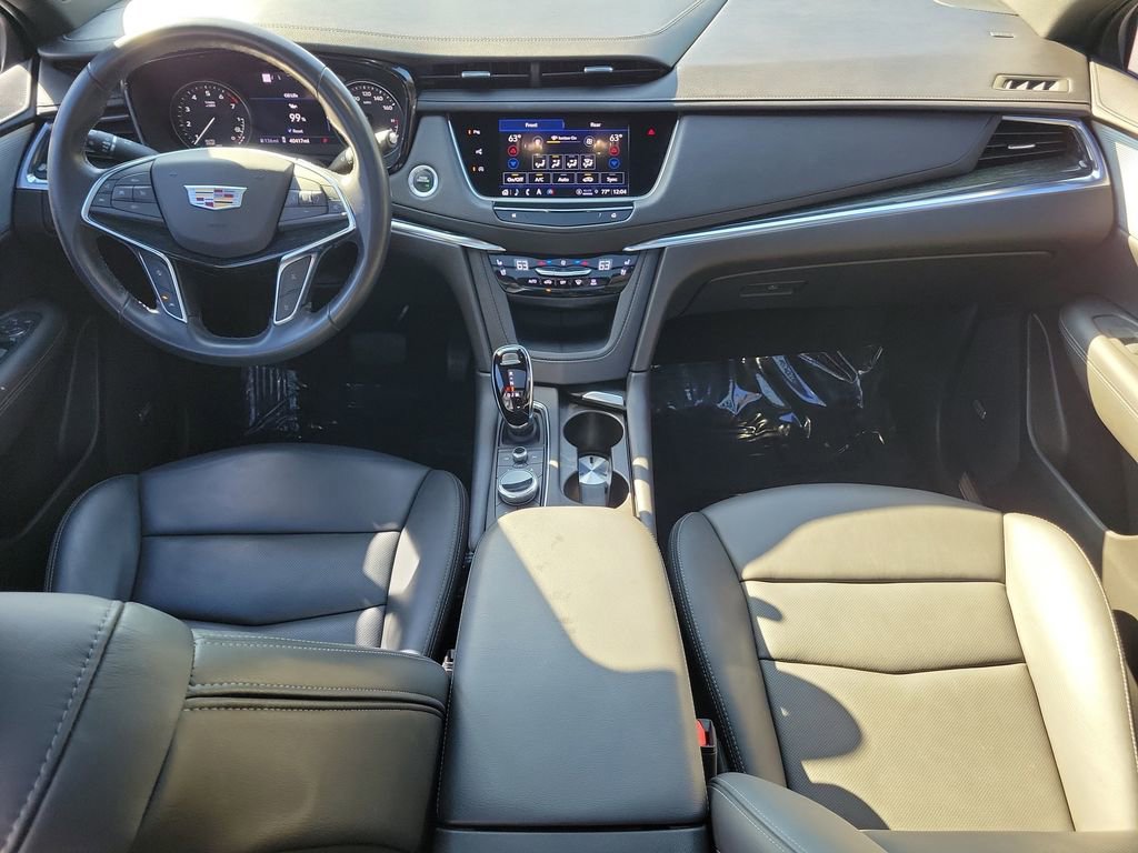 Used 2022 Cadillac XT5 Premium Luxury w/ Technology Package image 7