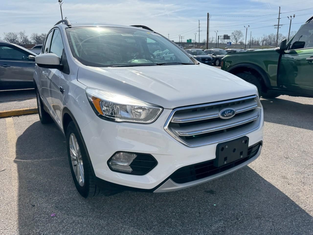 Used 2018 Ford Escape SE image 9