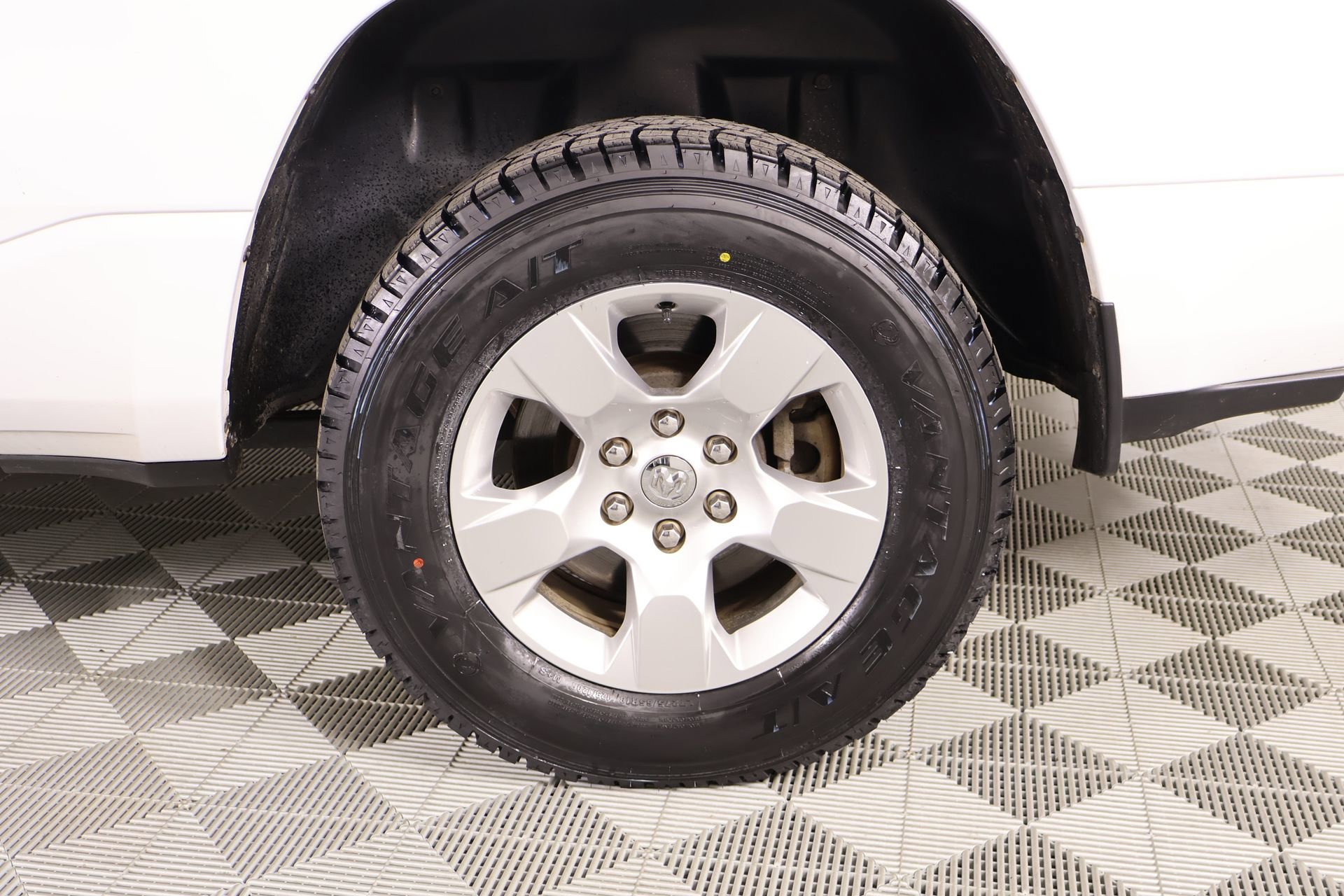 Used 2021 RAM 1500 Big Horn AWD/4WD image 18