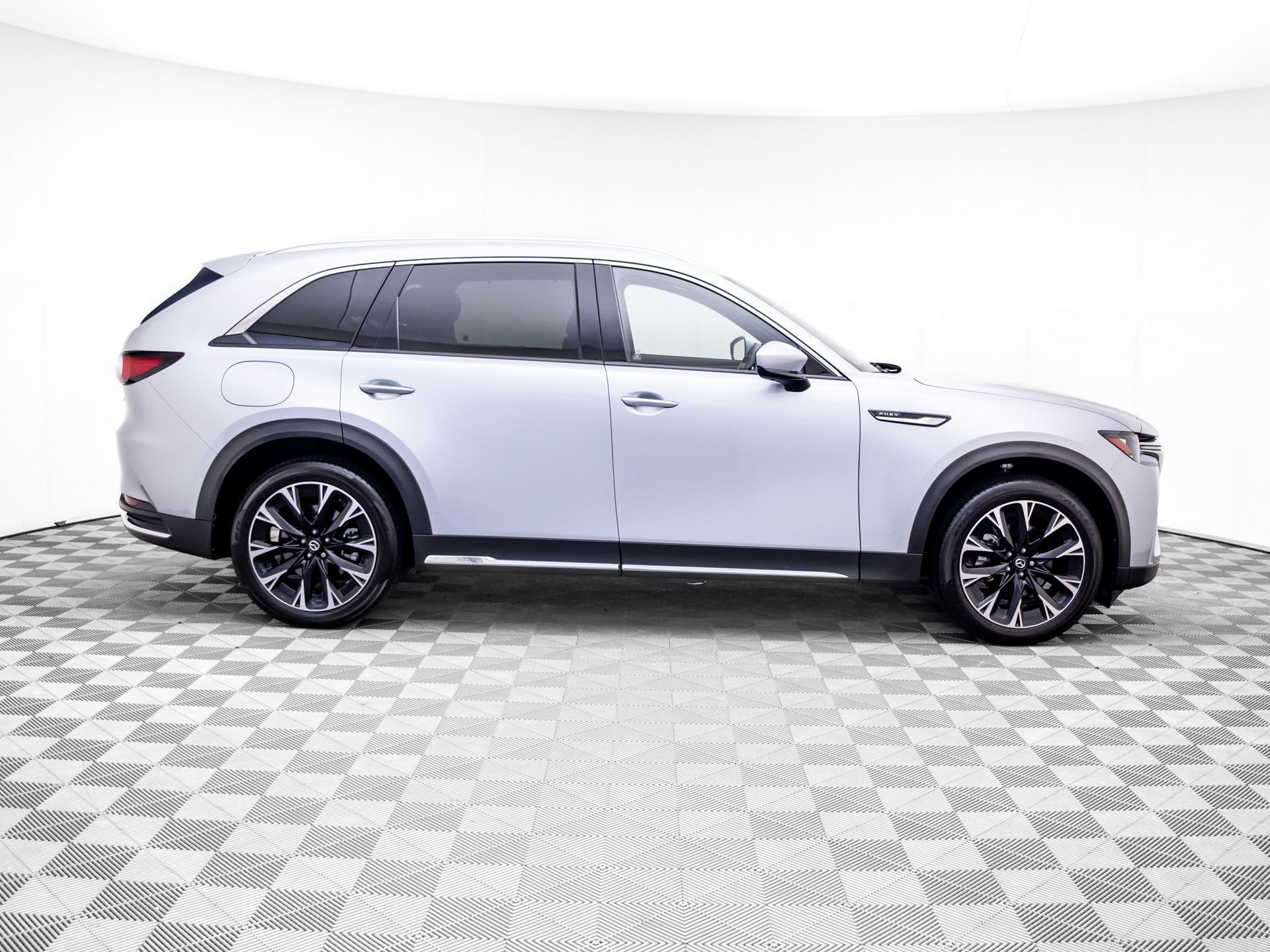 Used 2024 MAZDA CX-90 Plug-In Hybrid w/ Premium Plus AWD/4WD image 6