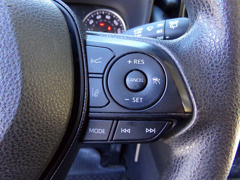 Used 2021 Toyota RAV4 LE AWD/4WD image 33