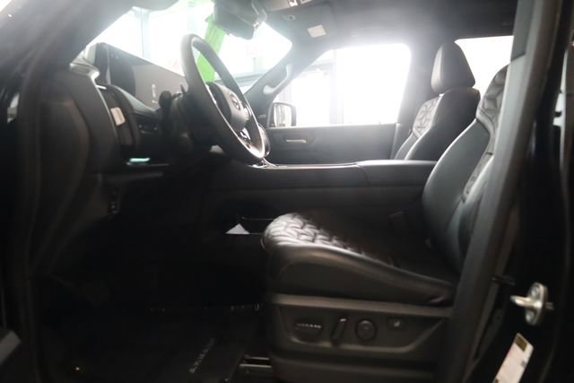New 2026 Nissan Armada Platinum Reserve AWD/4WD image 13