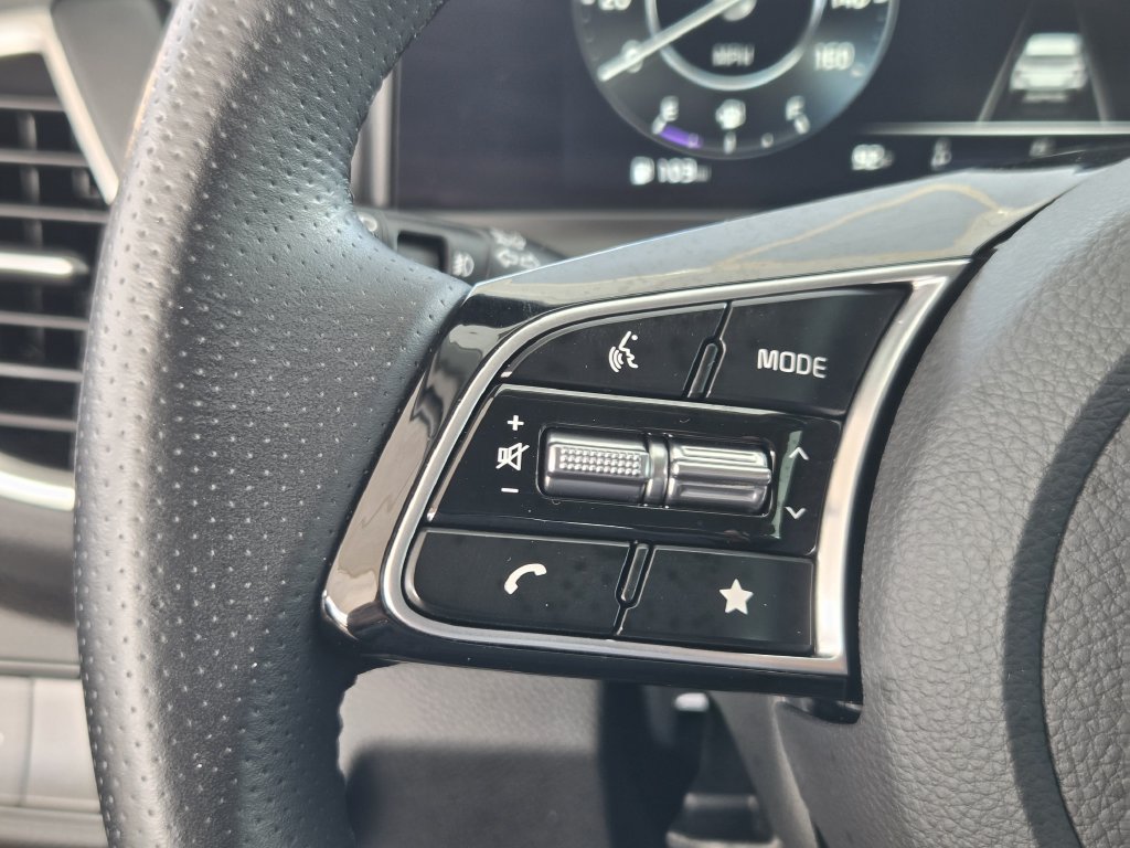 Used 2024 Kia Seltos SX w/ SX Sunroof Package AWD/4WD image 28