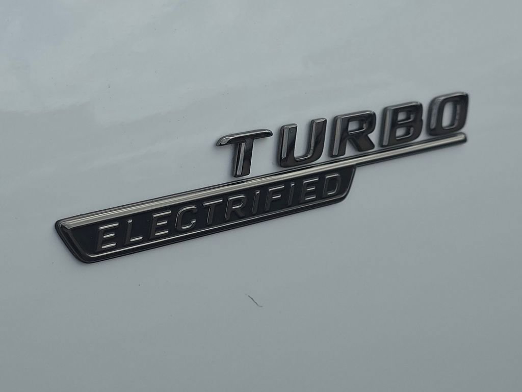 Certified 2025 Mercedes-Benz C 43 AMG 4MATIC Sedan image 5