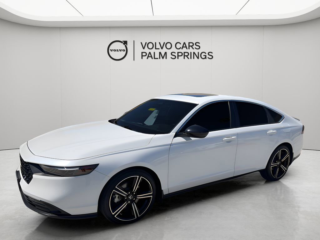 Used 2024 Honda Accord Sport image 3