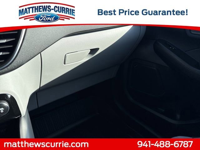 Certified 2025 Ford Escape Platinum w/ Premium Technology Package image 23