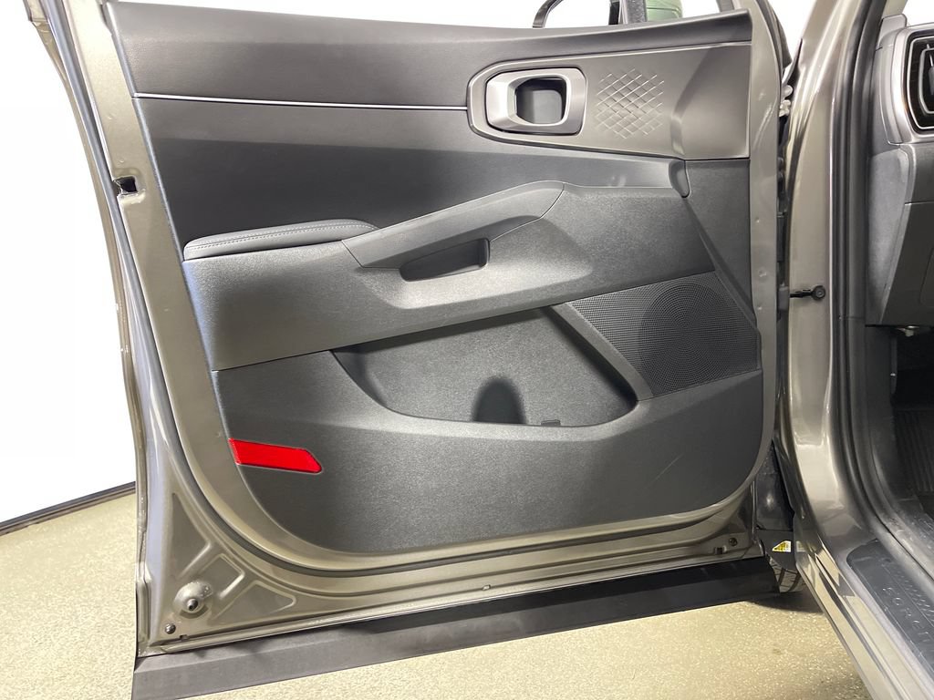 Used 2025 Kia Sorento EX w/ EX Panoramic Sunroof Package AWD/4WD image 19