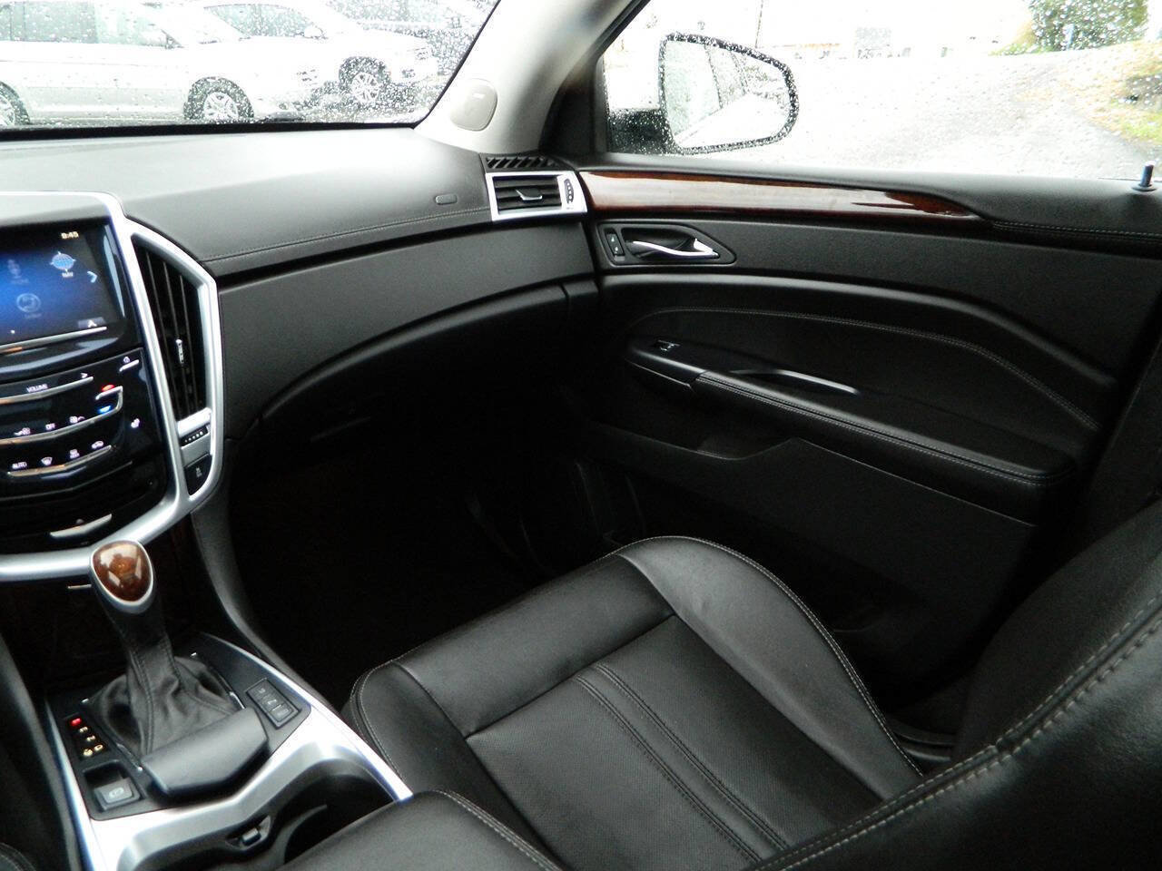 Used 2014 Cadillac SRX Luxury FWD image 17
