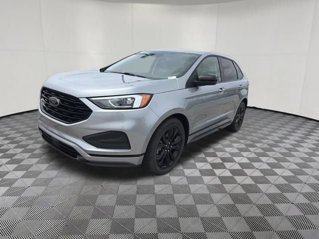 Certified 2024 Ford Edge SE w/ Black Appearance Package AWD/4WD image 13