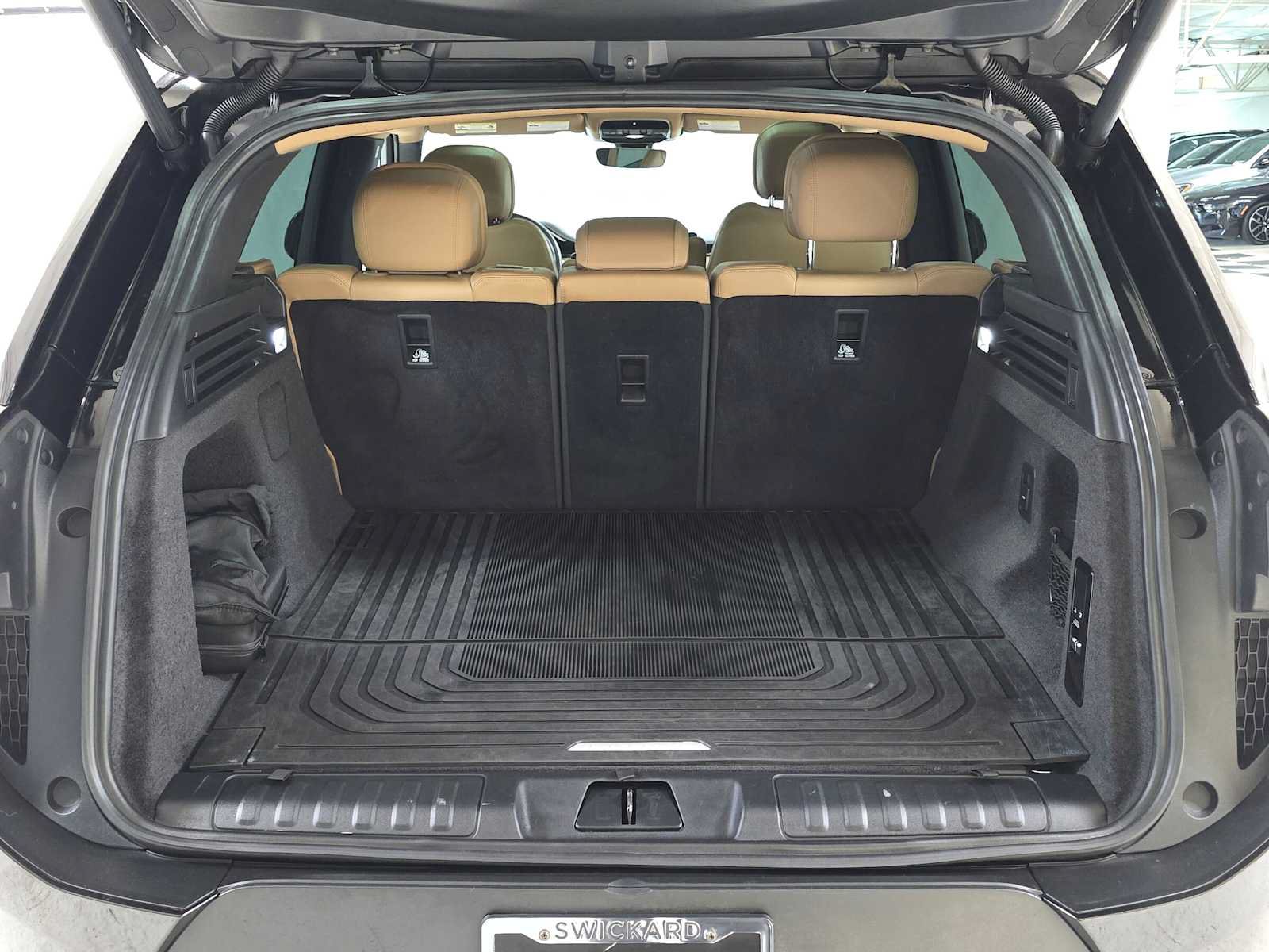 Used 2024 Land Rover Range Rover Sport SE AWD/4WD image 14