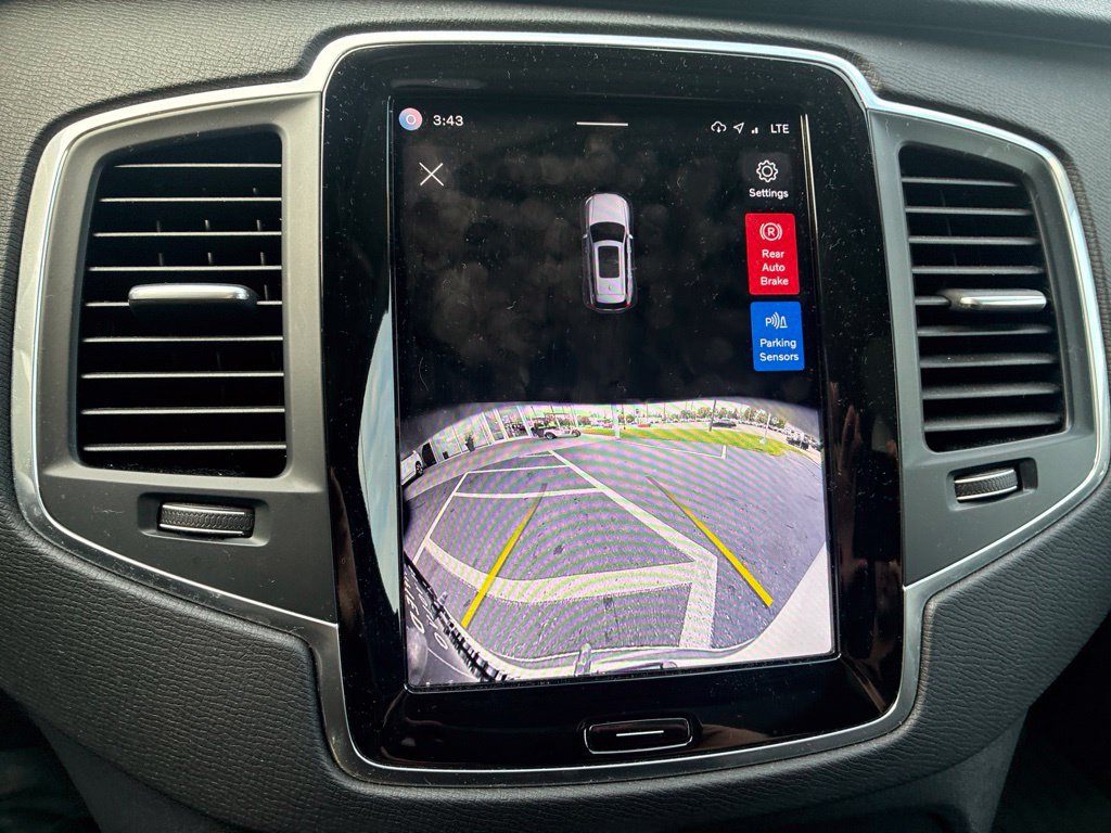 Certified 2024 Volvo XC90 B5 Core w/ Climate Package AWD/4WD image 15
