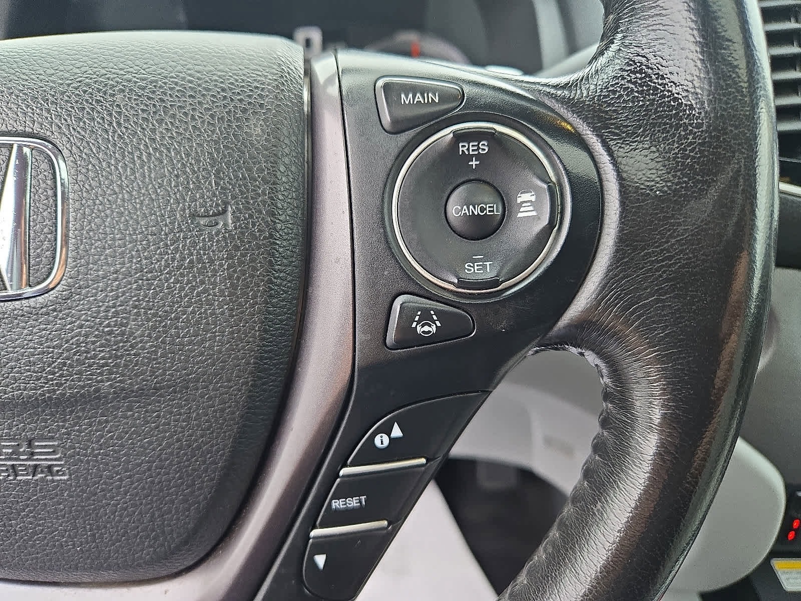 Used 2023 Honda Ridgeline RTL-E image 24