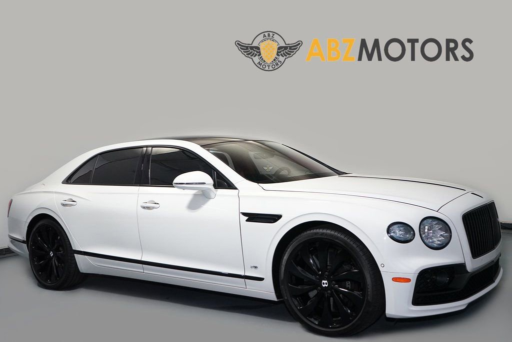 Used 2021 Bentley Flying Spur V8
