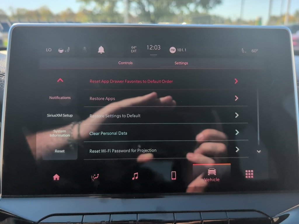 Used 2022 Jeep Compass Limited image 59