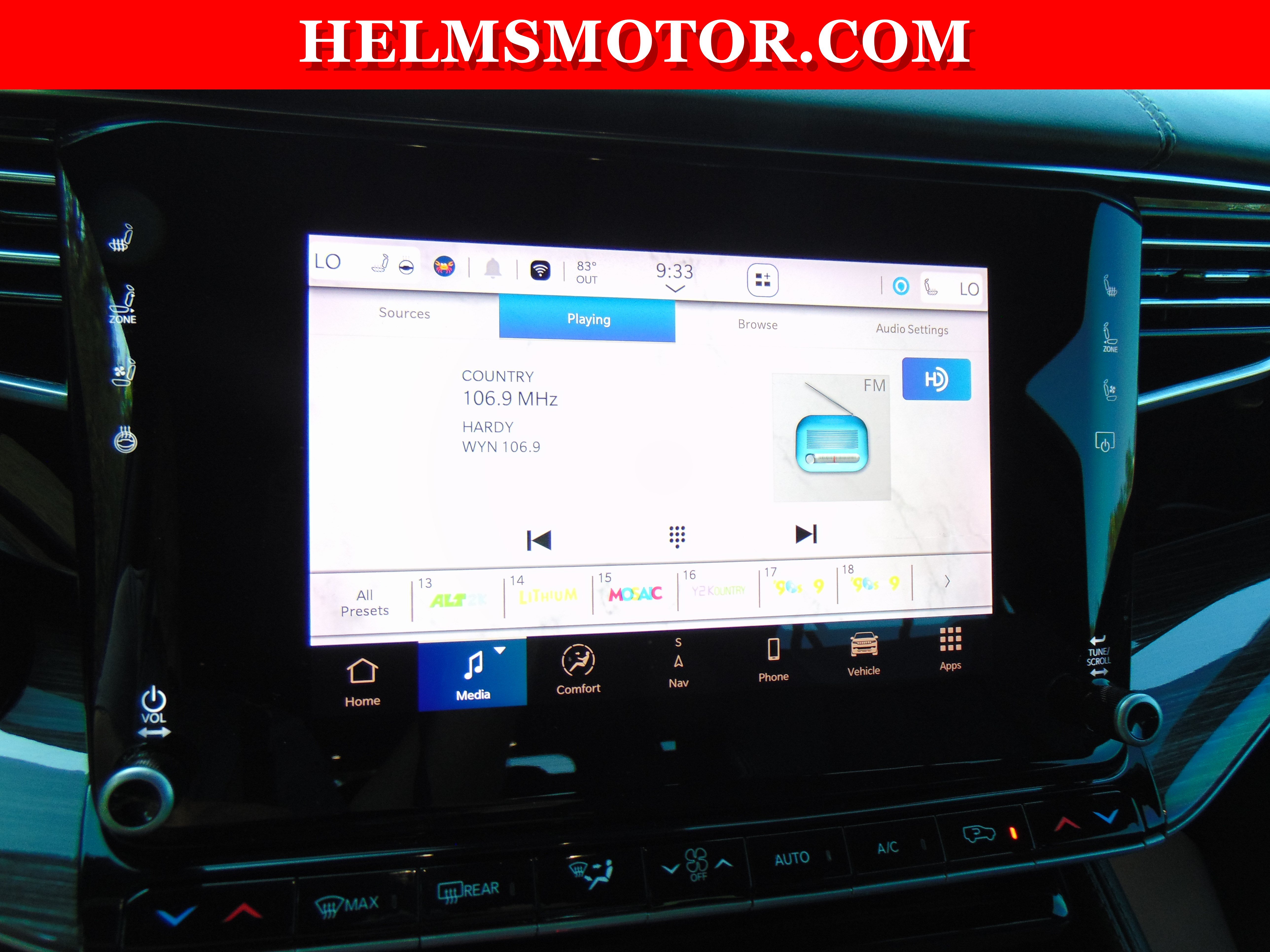 Used 2022 Jeep Wagoneer Series II AWD/4WD image 29