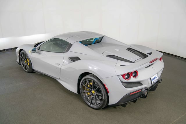 Used 2023 Ferrari F8 Tributo RWD image 29