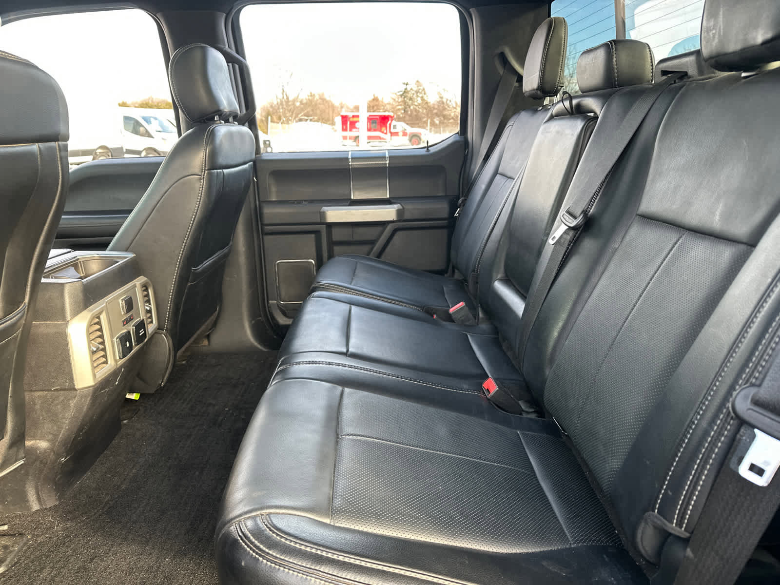 Used 2019 Ford F150 Lariat w/ Equipment Group 502A Luxury image 33