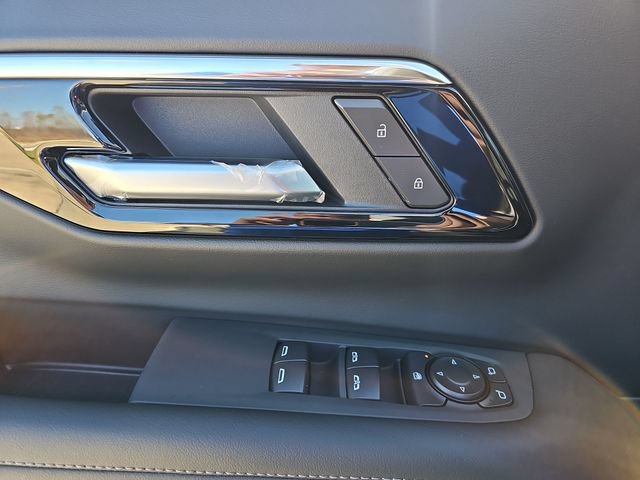 New 2026 Chevrolet Suburban LS RWD image 23