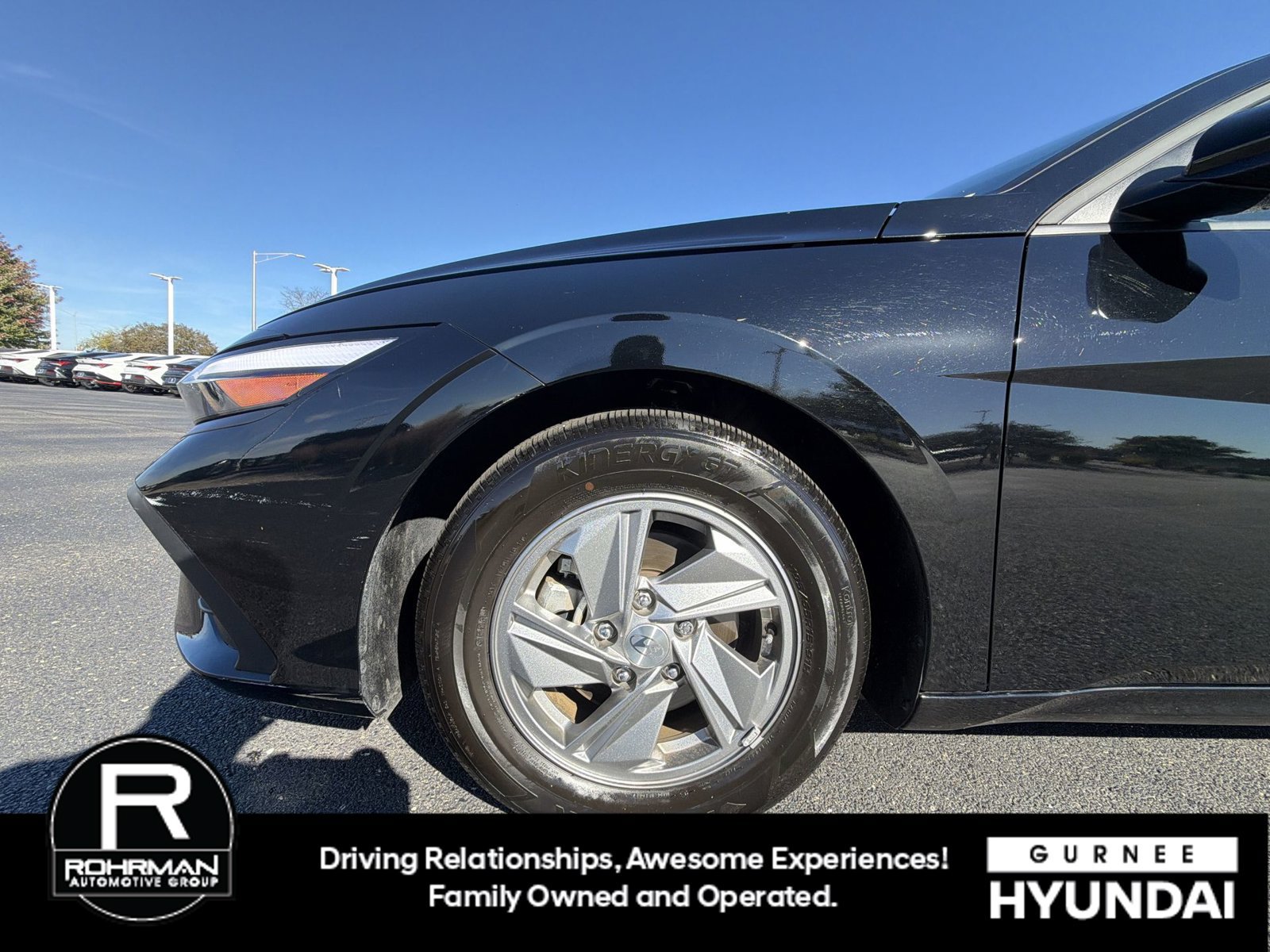 Certified 2024 Hyundai Elantra SE FWD image 12