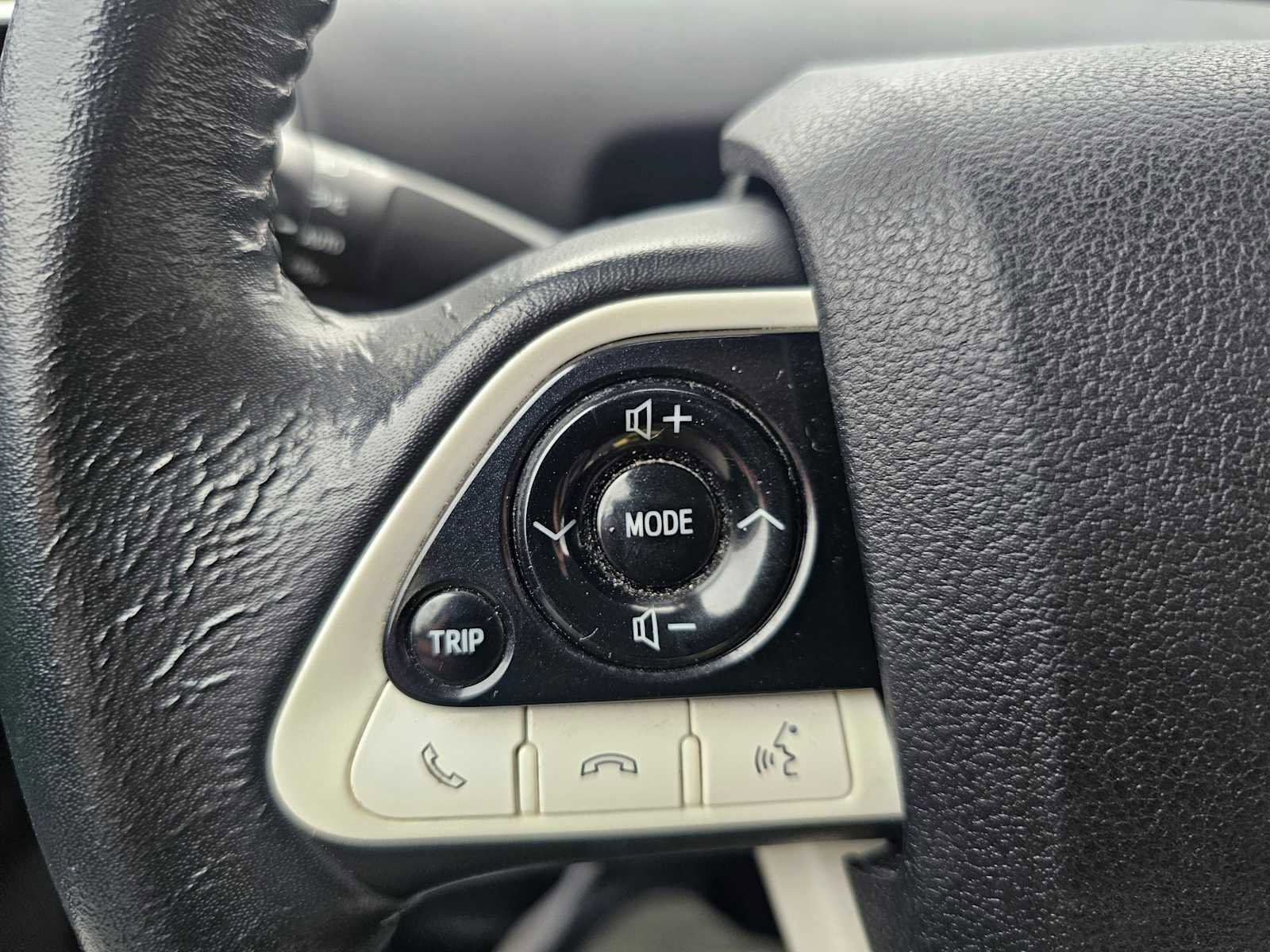 Used 2016 Toyota Prius Four image 36