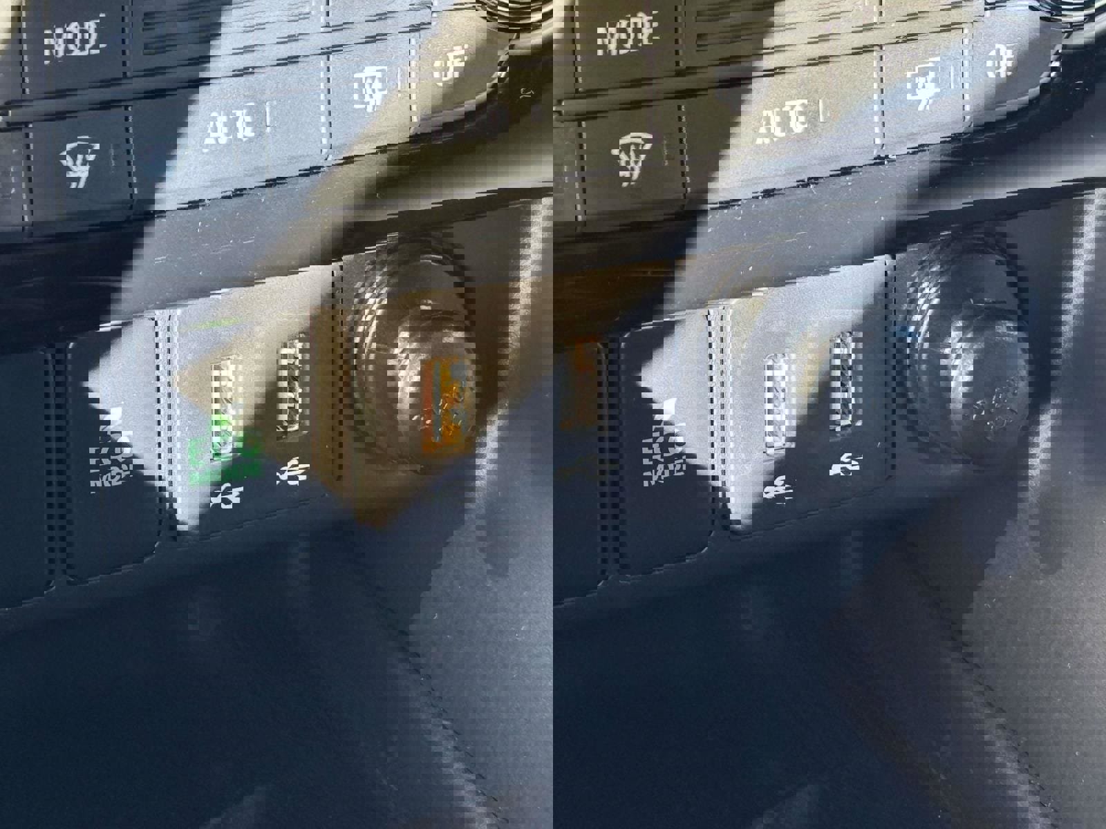 New 2026 Mitsubishi Eclipse Cross LE image 13