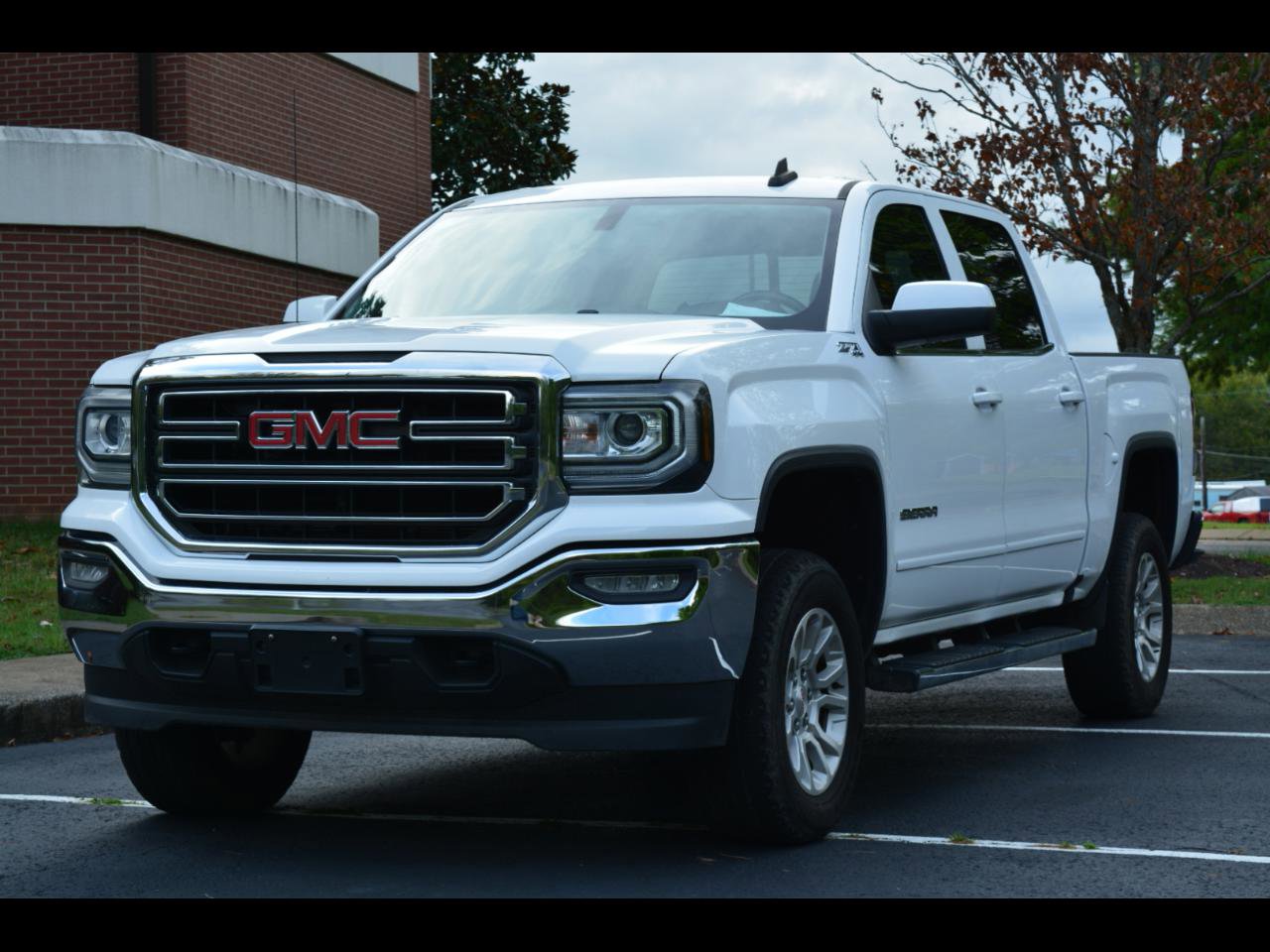 Used 2018 GMC Sierra 1500 SLE w/ SLE Value Package