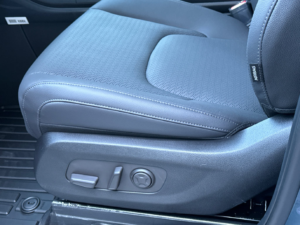 New 2026 Kia Carnival SX Prestige FWD image 22