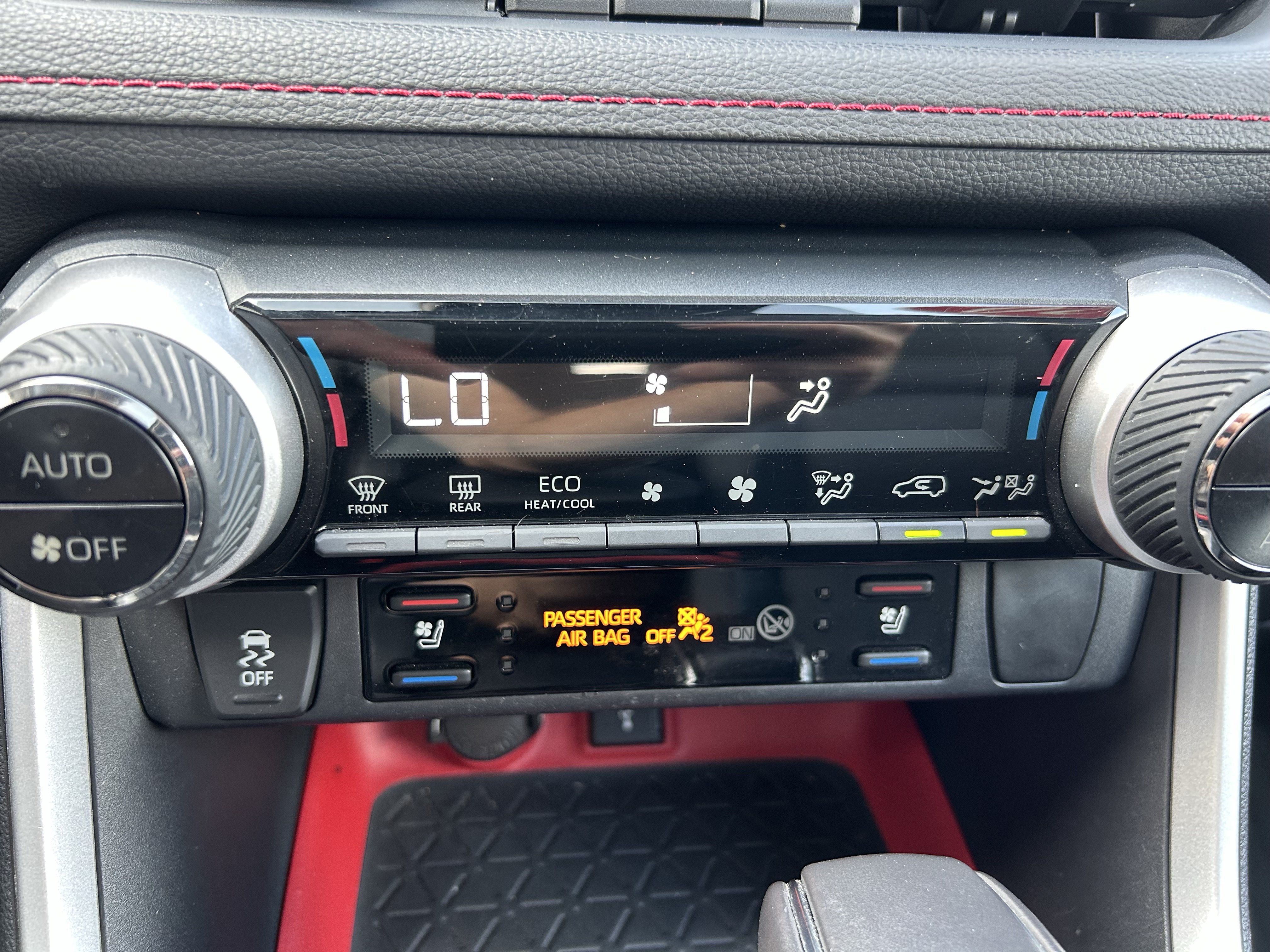 Used 2020 Toyota RAV4 TRD Off-Road w/ TRD Off-Road Weather Package AWD/4WD image 30