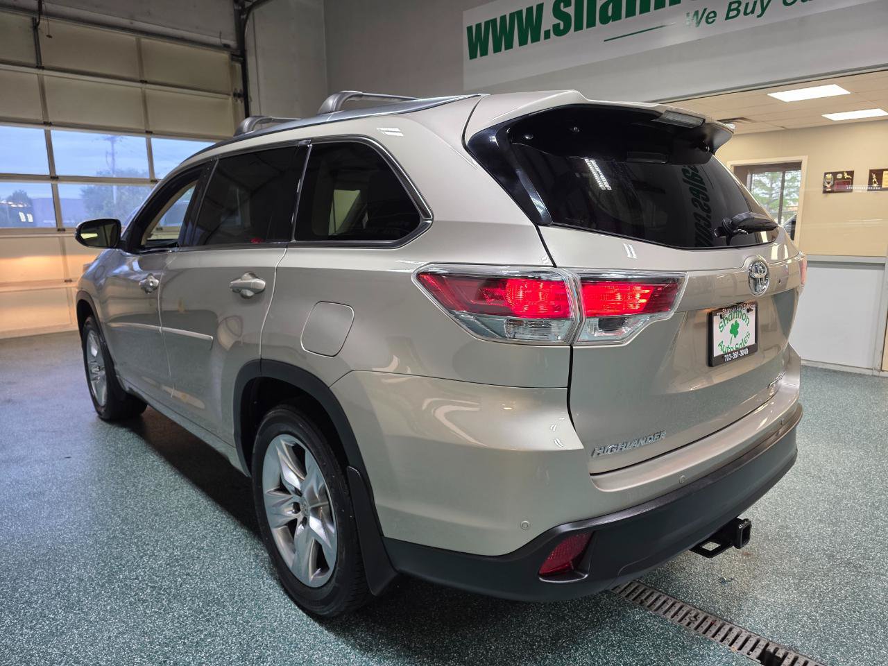 Used 2015 Toyota Highlander Limited AWD/4WD image 9