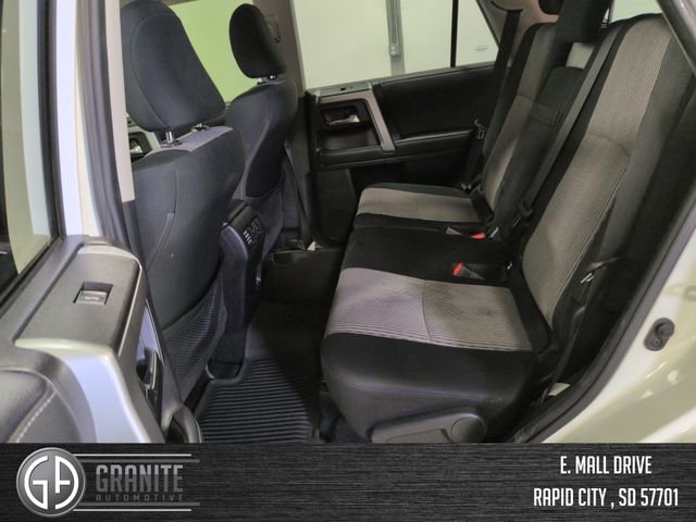 Used 2022 Toyota 4Runner SR5 AWD/4WD image 23