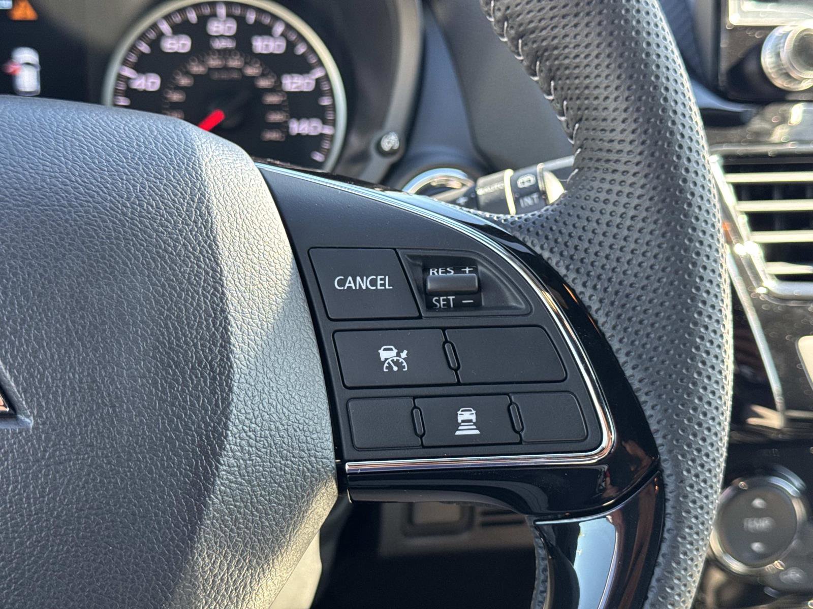 New 2026 Mitsubishi Eclipse Cross FWD image 20