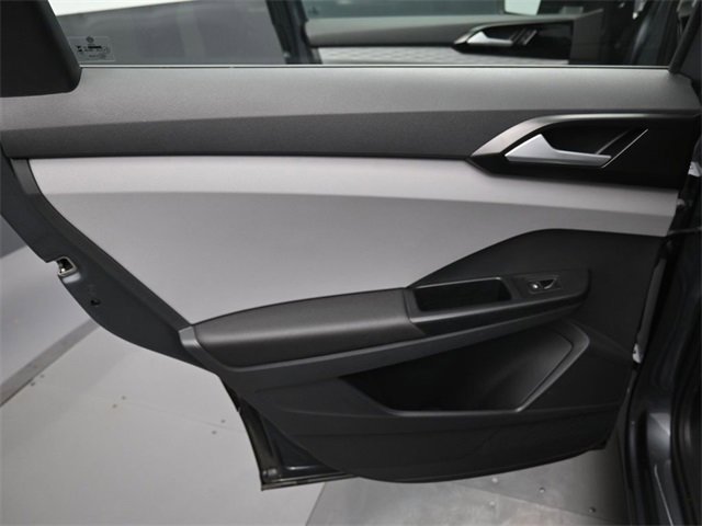 Used 2023 Volkswagen Taos S image 27