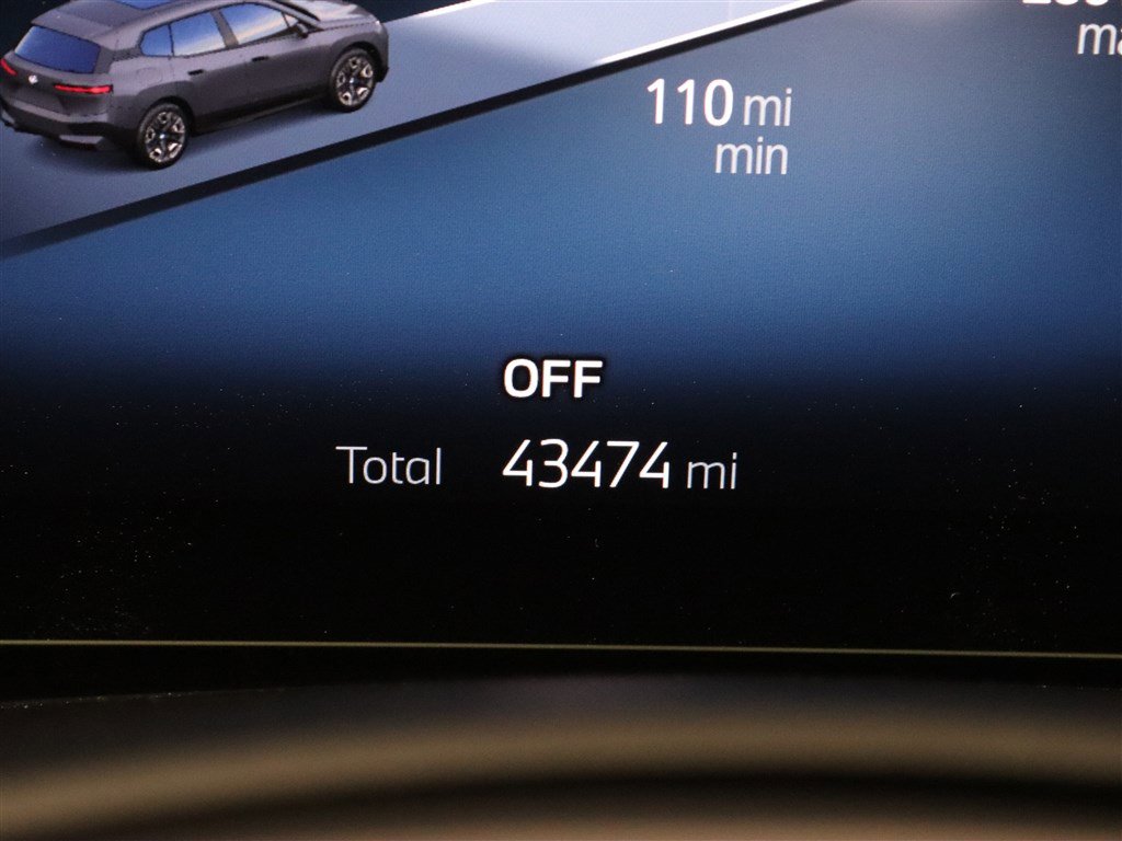 Used 2023 BMW iX M60 w/ Executive Package AWD/4WD image 40