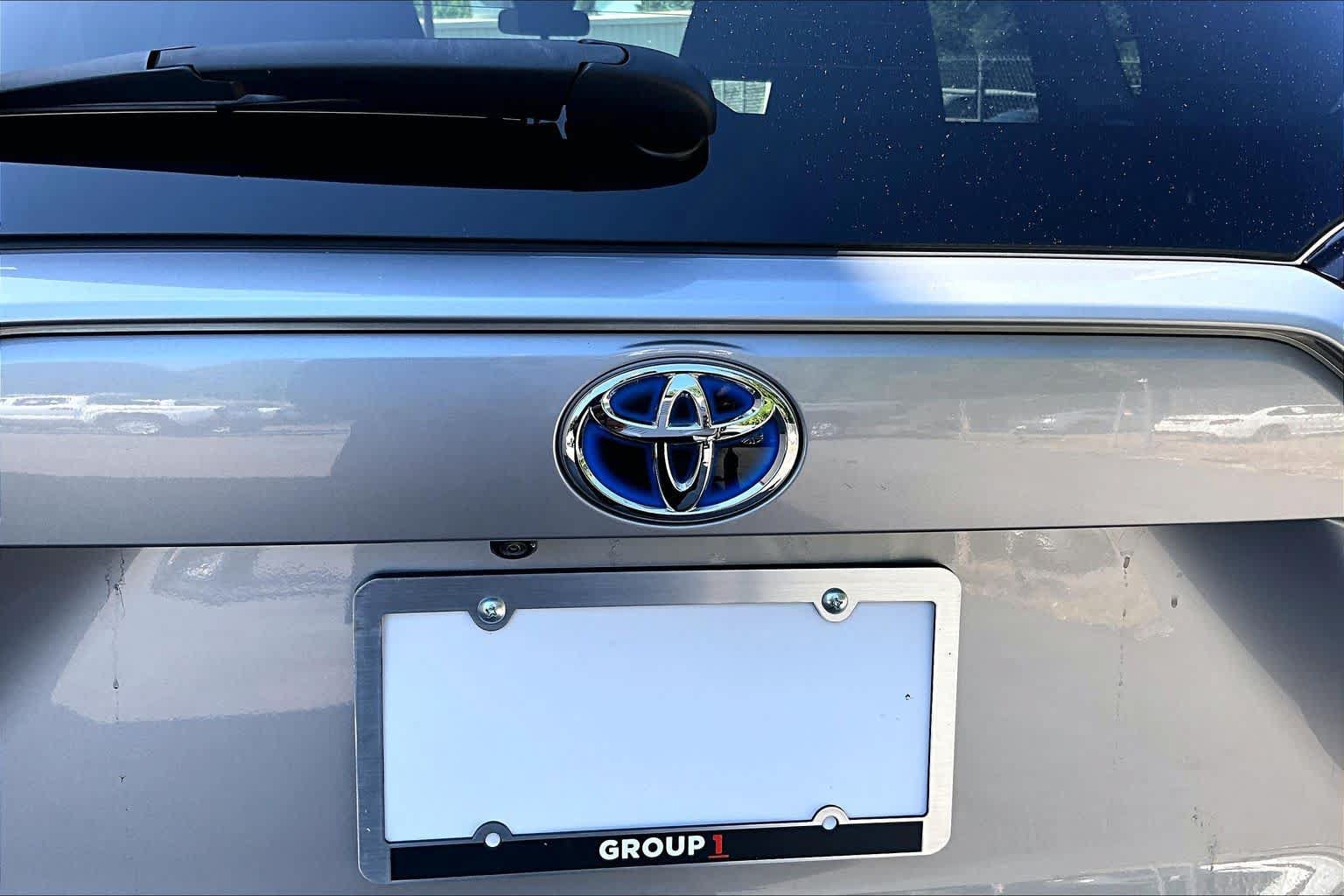 Certified 2023 Toyota RAV4 LE AWD/4WD image 31