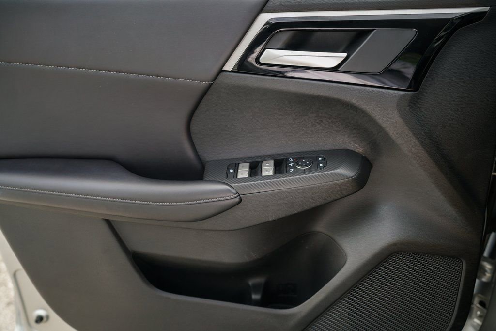 Used 2023 Mitsubishi Outlander LE image 37