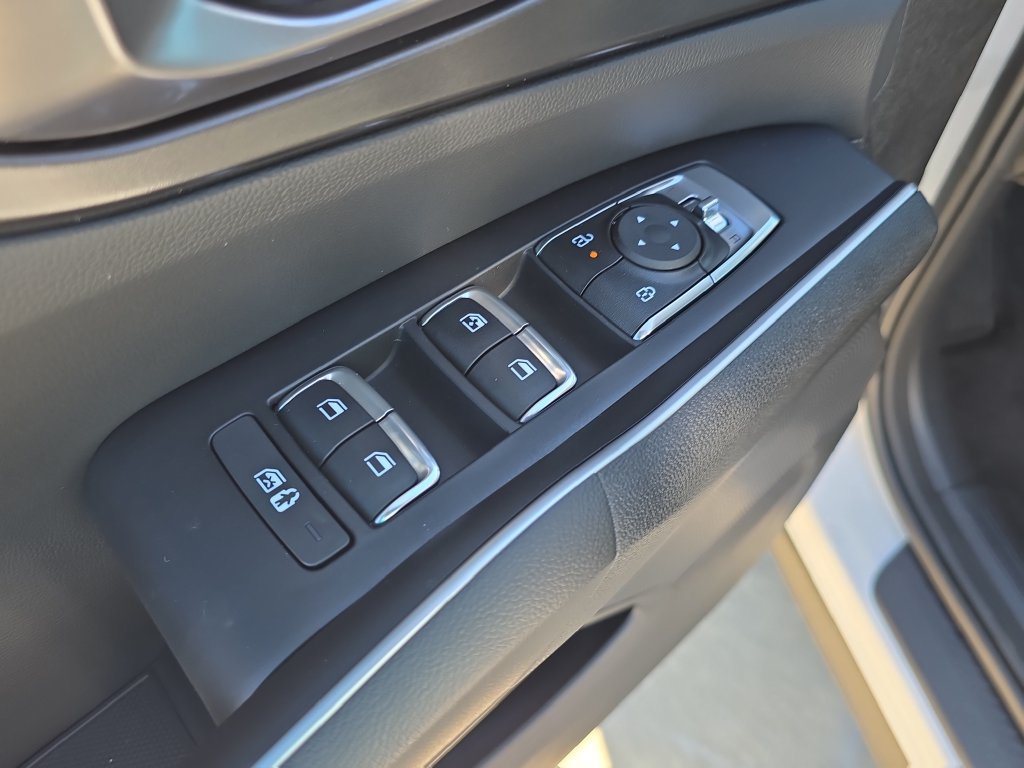 New 2026 Kia Sorento LX FWD image 21