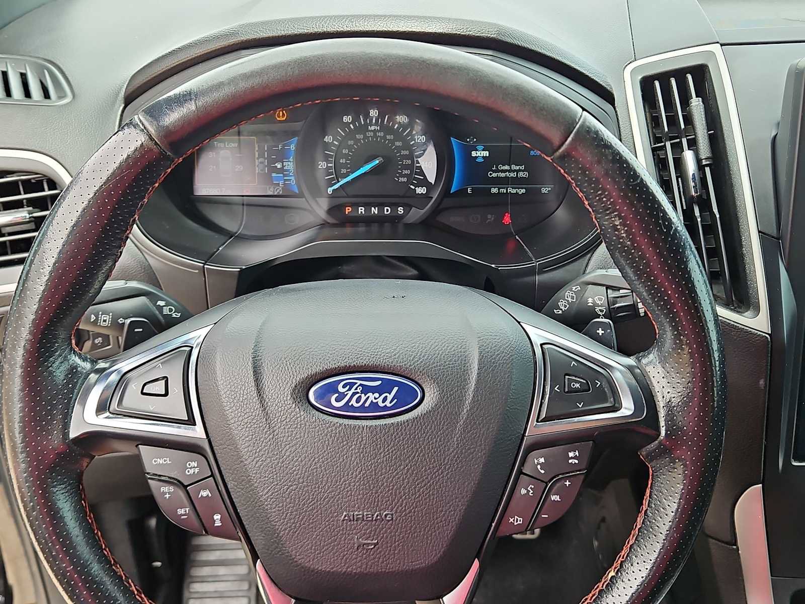 Used 2022 Ford Edge ST-Line w/ Class II Trailer Tow Package AWD/4WD image 19