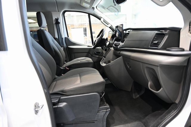 Used 2023 Ford Transit 350 XLT image 13