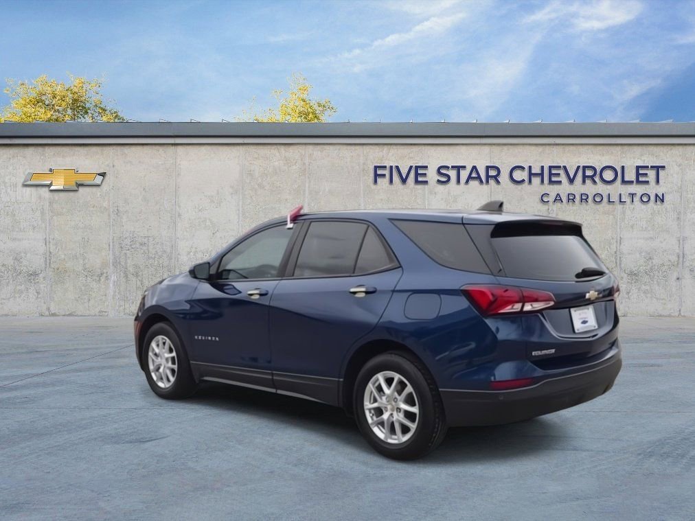 Used 2022 Chevrolet Equinox LS w/ Driver Confidence II Package image 6