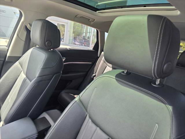 Used 2024 Audi Q8 e-tron Prestige w/ Prestige Package image 26