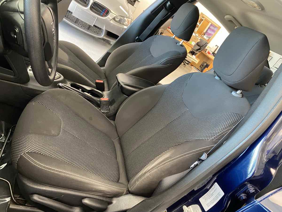 Used 2015 Dodge Dart SXT image 18