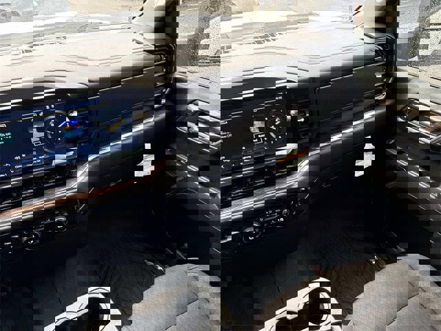 Used 2024 Chevrolet Silverado 2500 LT image 16