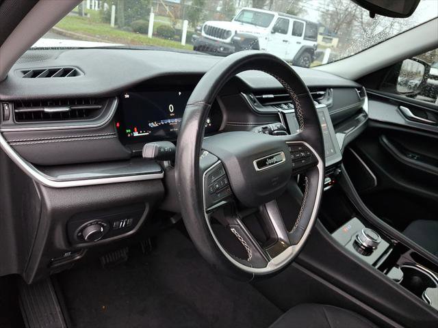 Certified 2022 Jeep Grand Cherokee L Laredo w/ Luxury Tech Group I image 25