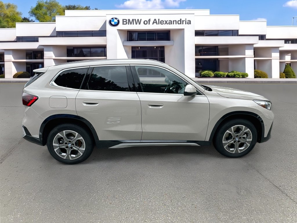 New 2027 BMW X1 xDrive28i AWD/4WD image 4