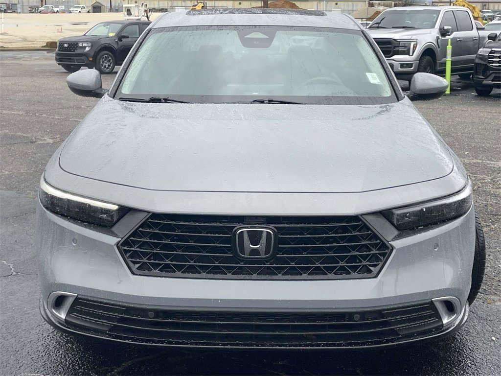 Used 2024 Honda Accord Touring image 8