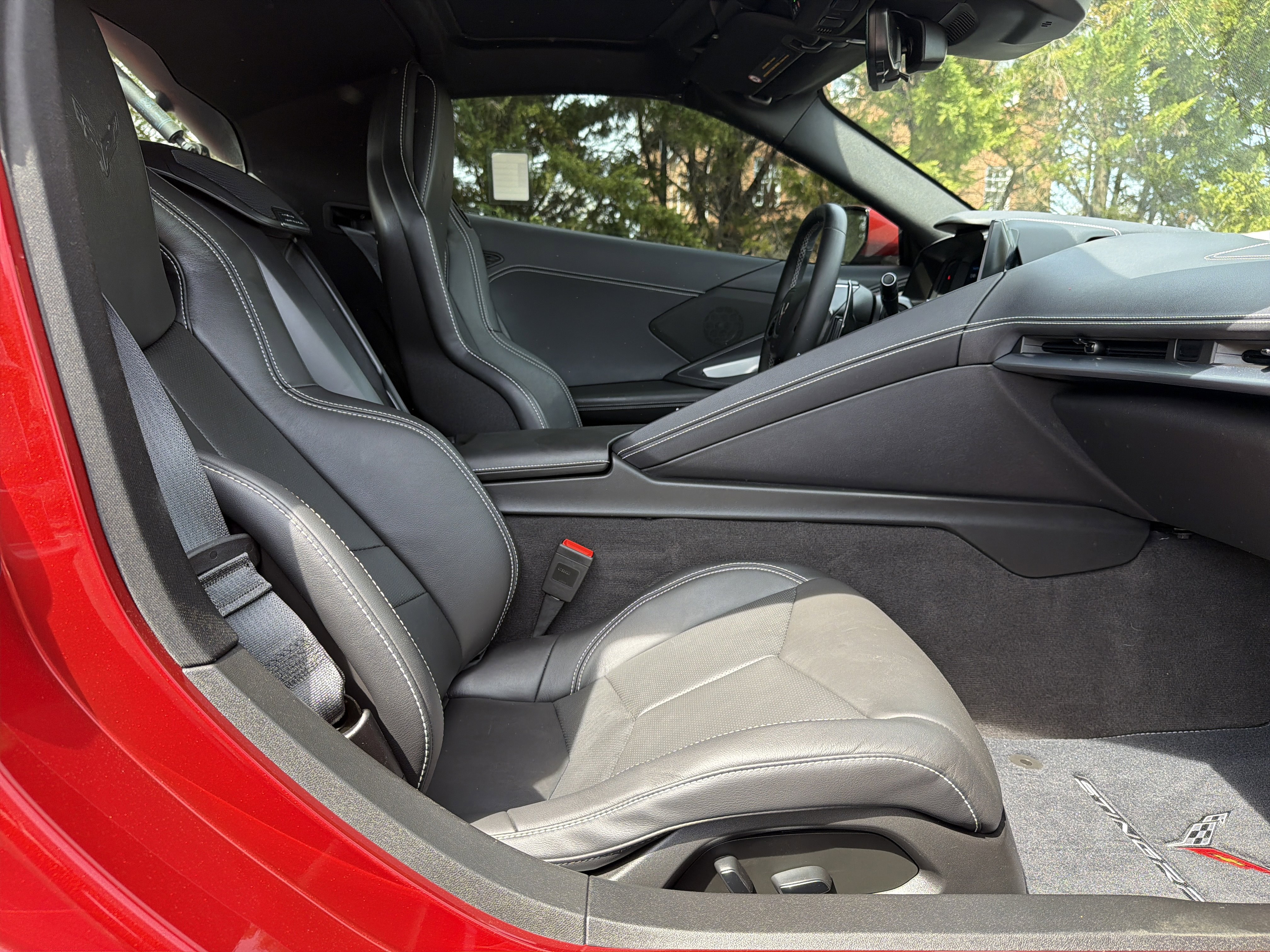 Used 2024 Chevrolet Corvette Stingray Coupe w/ 1LT image 33