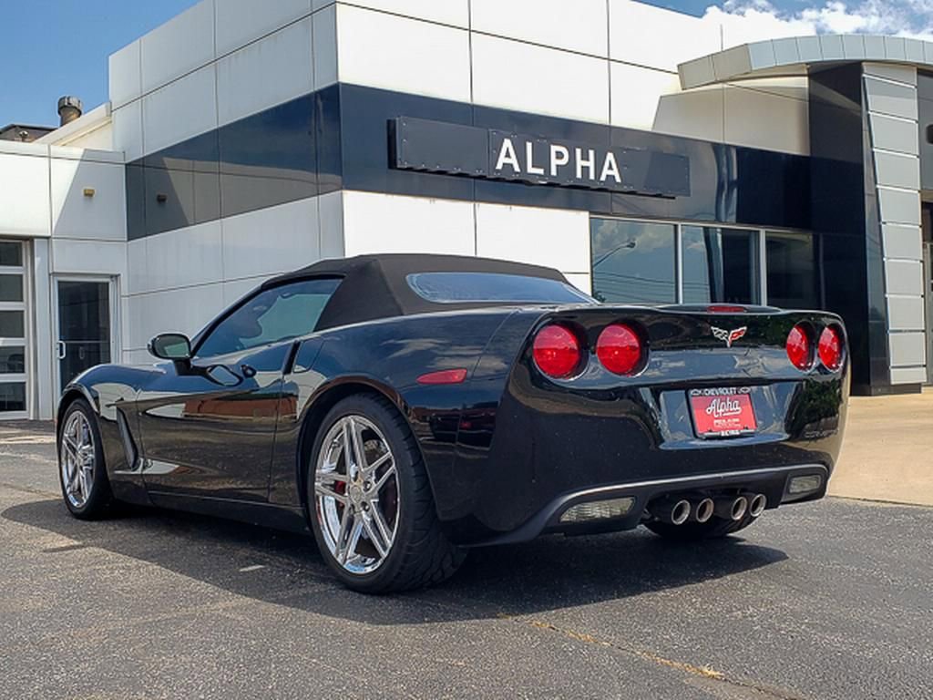 Used 2006 Chevrolet Corvette Convertible w/ Preferred Equipment Group image 5